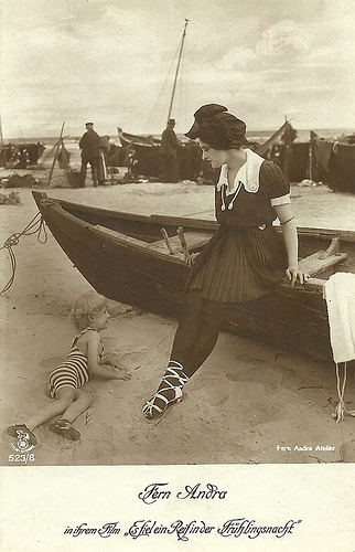 Fern Andra in Es fiel ein Reif in der Frühlingsnacht (1915)