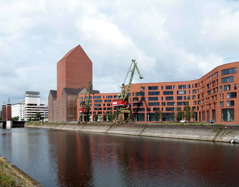 dezeen_State-archive-Duisburg-by-Ortner-Ortner_4