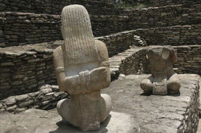 Venus Tonina-captives