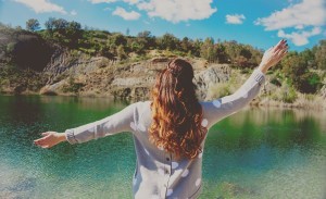 woman-nature-happy