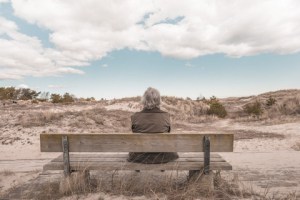 bench senior