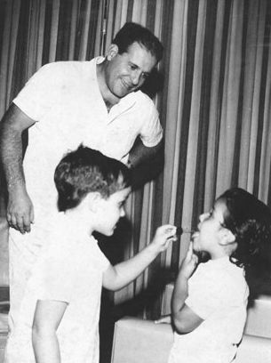 JANGO-JOÃO-VICENTE-E-DENISE-INSTITUTUO-JOÃO-GOULART