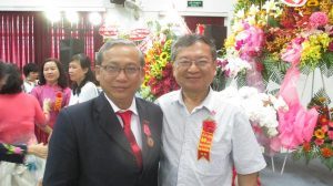 TS BS Phan Thanh Hùng, GĐ BV hiện nay và... thầy Ngọc.