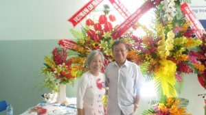 Cô Võ Kim Sa cùng... anh Cả.