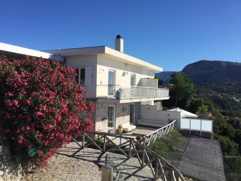 A view of the villa. Photo by Nora.