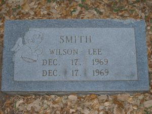 Smith_Wilson-Lee_gravestone_79bd5963-8773-4a3b-9d4b-b9aaba3d09e6