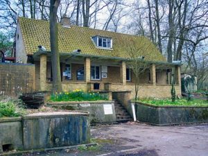 Bunker entrance, Kelvedon Hatch (Photo: KHSNB)
