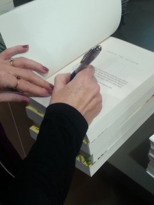 signing