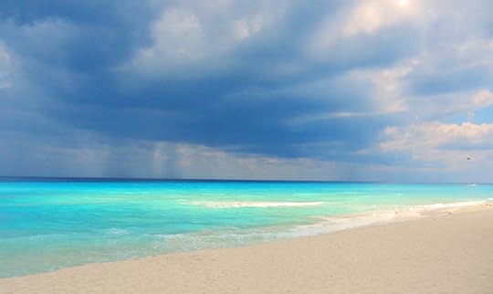A view of the ocean before the storm in Cancun