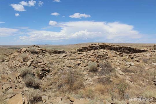 Most of Peñasco Blanco is rubble. You can put your hands on the fallen building stones and feel the shaped faces and imagine the rough hands that worked them. Peñasco Blanco Trail, Chaco Canyon National Historic Park, New Mexico. Photo by Jeff Posey.