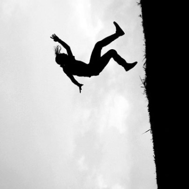 falling-2838