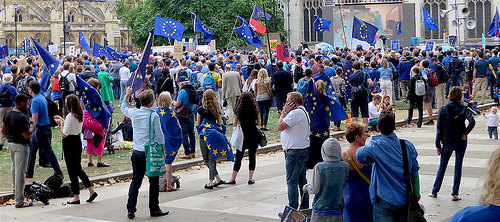 A sea of blue on the March for Europe