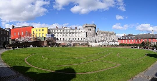640px-Dublin-Castle-Green-Park-2012