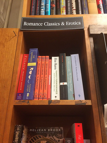 harvard-bookstore-romance-erotica