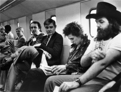 punk-reading-3