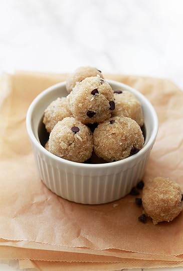 vegan chocolate chip cookie dough balls