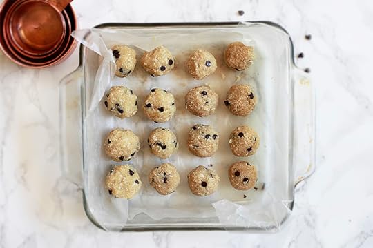 no bake chocolate chip cookie macaroons