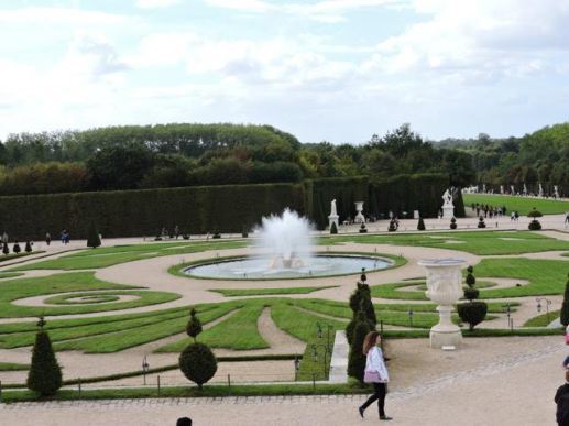 versailles-fountain