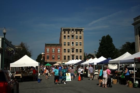 The Schenectady Greenmarket, looking down Franklin Street.