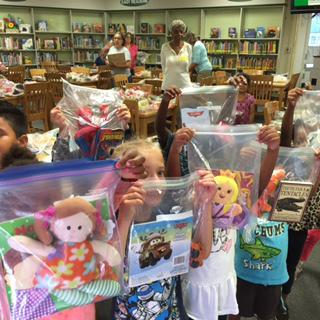 ritas-kids-with-toys