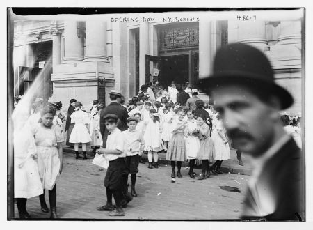 Openingdayschoolbain1915