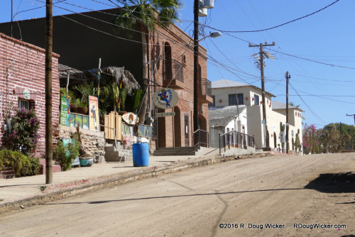 Pretty Rustic — Dirt Streets