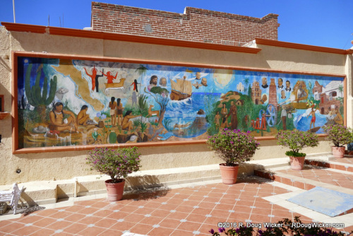 Todos Santos Mural