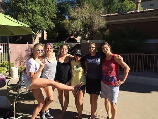 synidicate-fightergirls-bbq