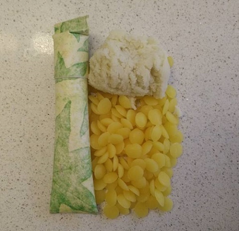Photo: How to make lip balm