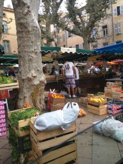 Market-day-aix-en-provence
