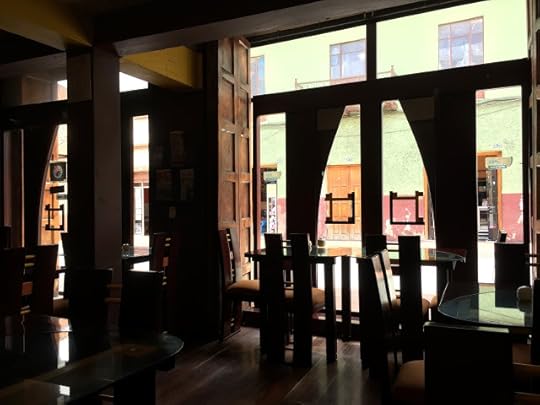 Cuenca Restaurant ready for Almuerzo