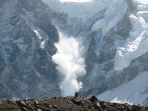 avalanche-552114_960_720
