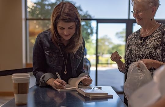 staceybooksigning
