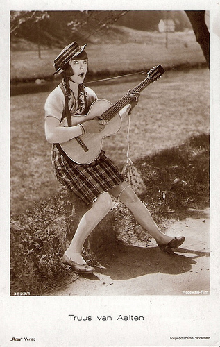 Truus van Aalten