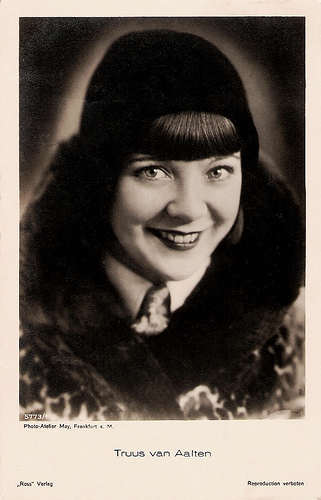 Truus van Aalten