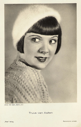 Truus van Aalten