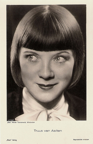 Truus van Aalten