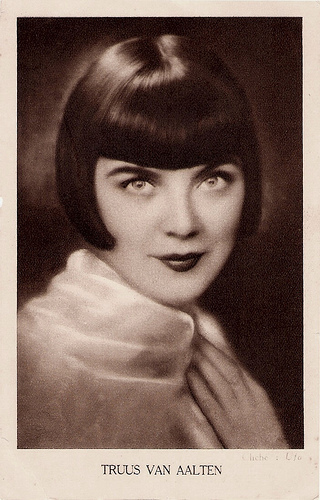 Truus van Aalten