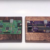 The Obscura is available in two different versions. SMD (left) and MNCS2 (right).