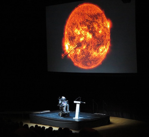 Stephen_Hawking_in_Stockholm,_2015.jpg