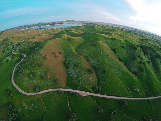 Dirk Dallas via fromwhereidrone.com