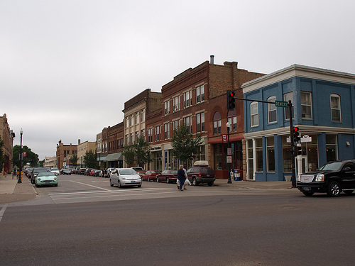 https://c1.staticflickr.com/3/2529/3956605378_b47f49b93d.jpg