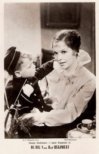 Hansje Andriesen and Jopie Koopman in De Big van het regiment (1935)