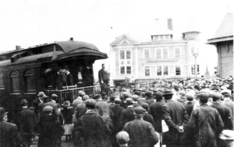 Teddy Roosevelt on the campaign trail stops at the Ipswich Train Depot in 1912. The old Damon Block, which was destroyed by fire, is in the background. The present day Market Place stands on the site today. Thanks to Fran Richards for photo and text.
