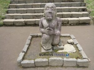 Candi Cetho Review -1-statue-survive-travel
