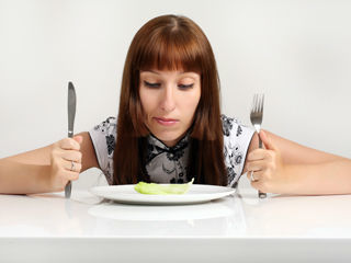 7-Ways-to-Overcome-Food-Anxiety-320x240