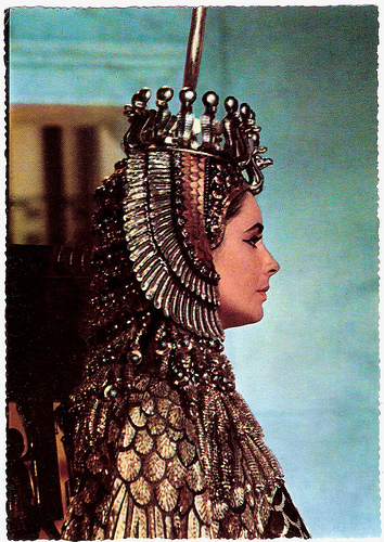 Elizabeth Taylor (1932-2011)