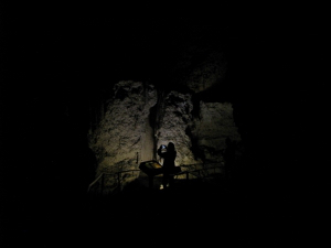 tourist-in-cavern-300x225
