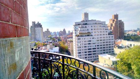 jeffersonmarketstairsviewsouth