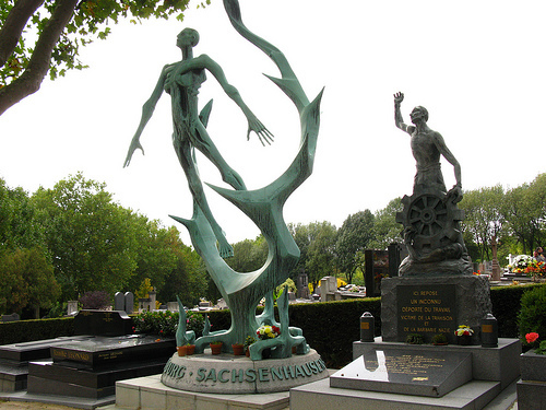 PARIS - Père Lachaise Cemetery